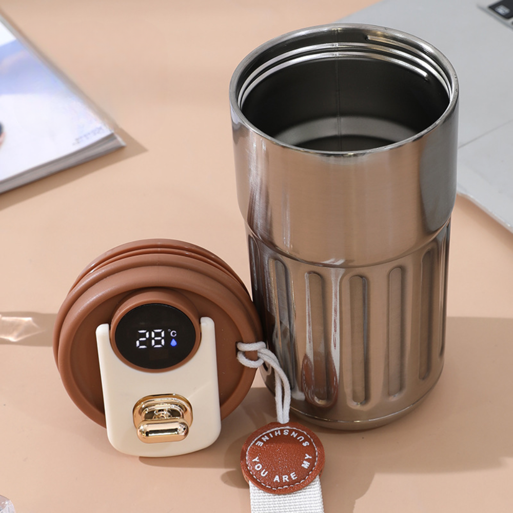 CozyCup™ | De Slimme Thermosbeker die Warmte en/of Kou Bewaakt